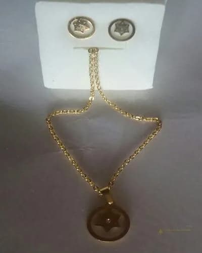 Cadena y Aretes Acero Amarillo - Comprar en Cartagena