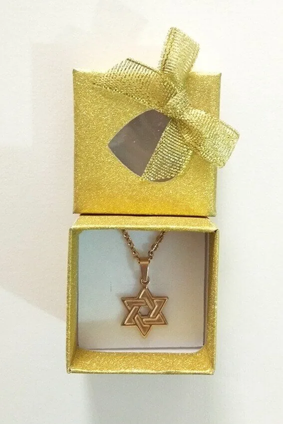 Cadena Maguen David Dorada Mediana – Dije Ancho - Judaica Breslov Colombia