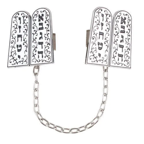 Clip para Talit “Lujot HaBrit” con Cadena - Clip para Talit “Lujot HaBrit” con Cadena - Judaica Breslov Colombia