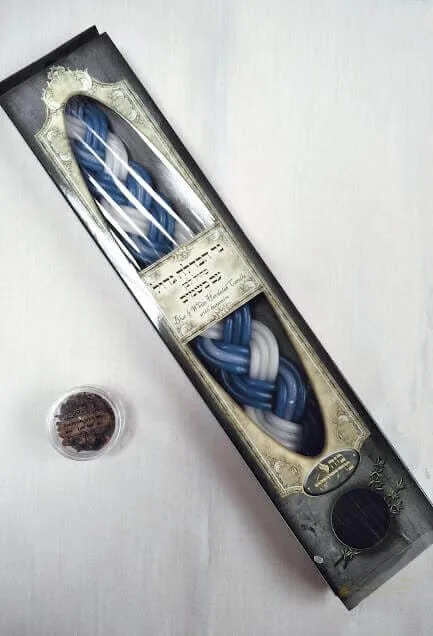 Vela de Havdalá Trenzada con Besamim - Judaica Breslov Colombia